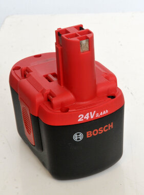 Bosch 24 volt 2,4 ah org fabriek s accu